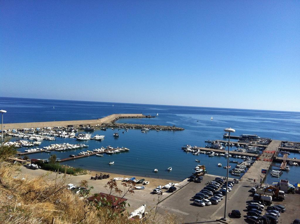 Gaia Holidays Apartments Cefalu Bagian luar foto