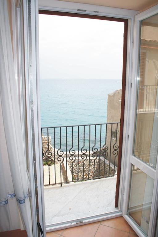Gaia Holidays Apartments Cefalu Ruang foto